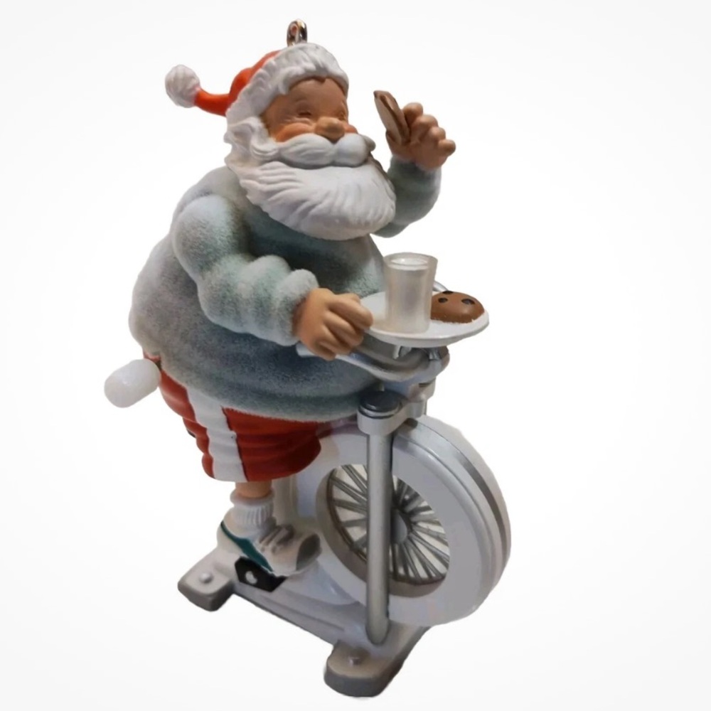 VINTAGE HALLMARK 2003 SNACKERSIZE WIND UP SANTA CHRISTMAS ORNAMENT EUC
